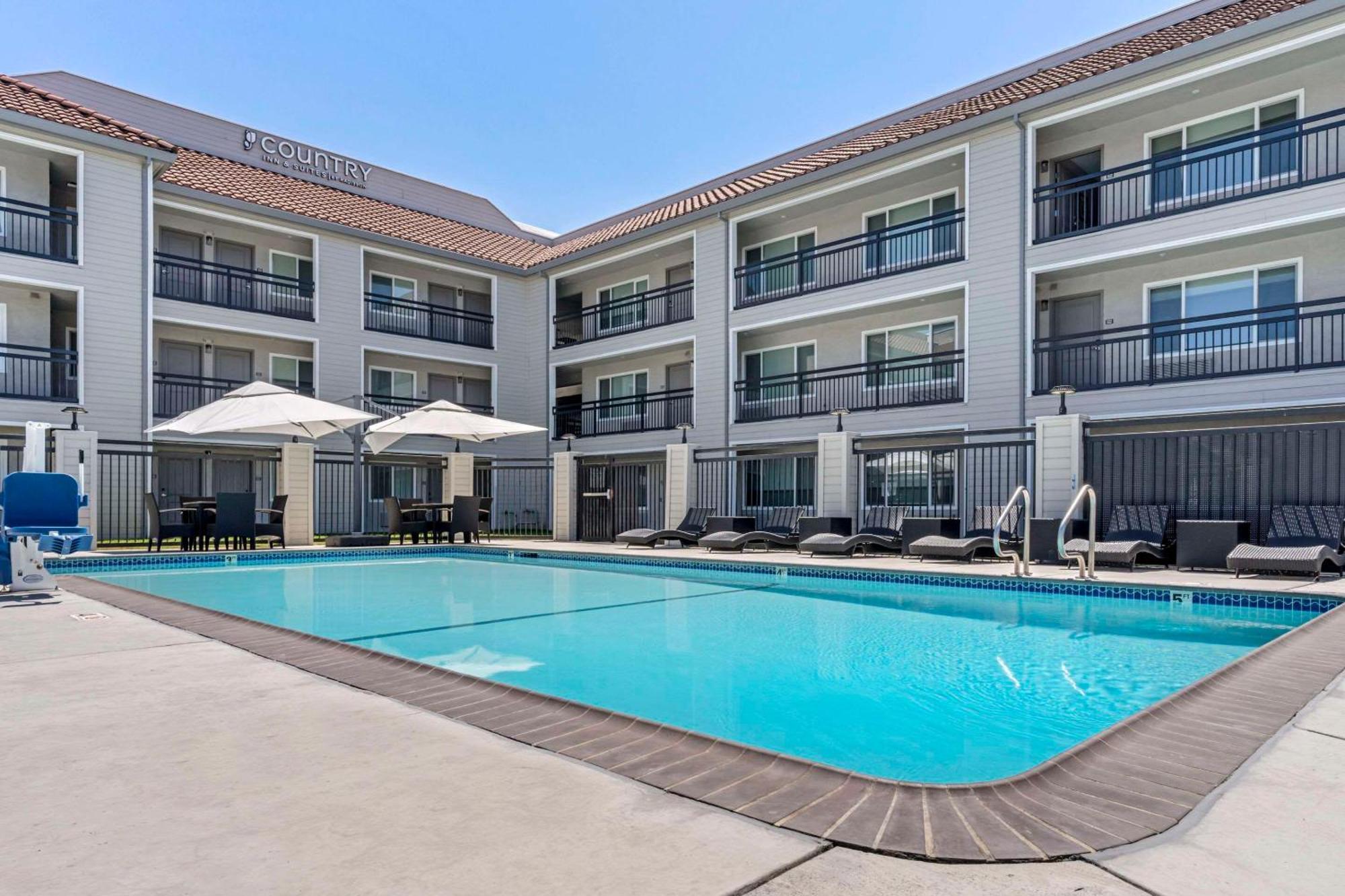 Country Inn & Suites By Radisson, Vallejo Napa Valley, Ca エクステリア 写真