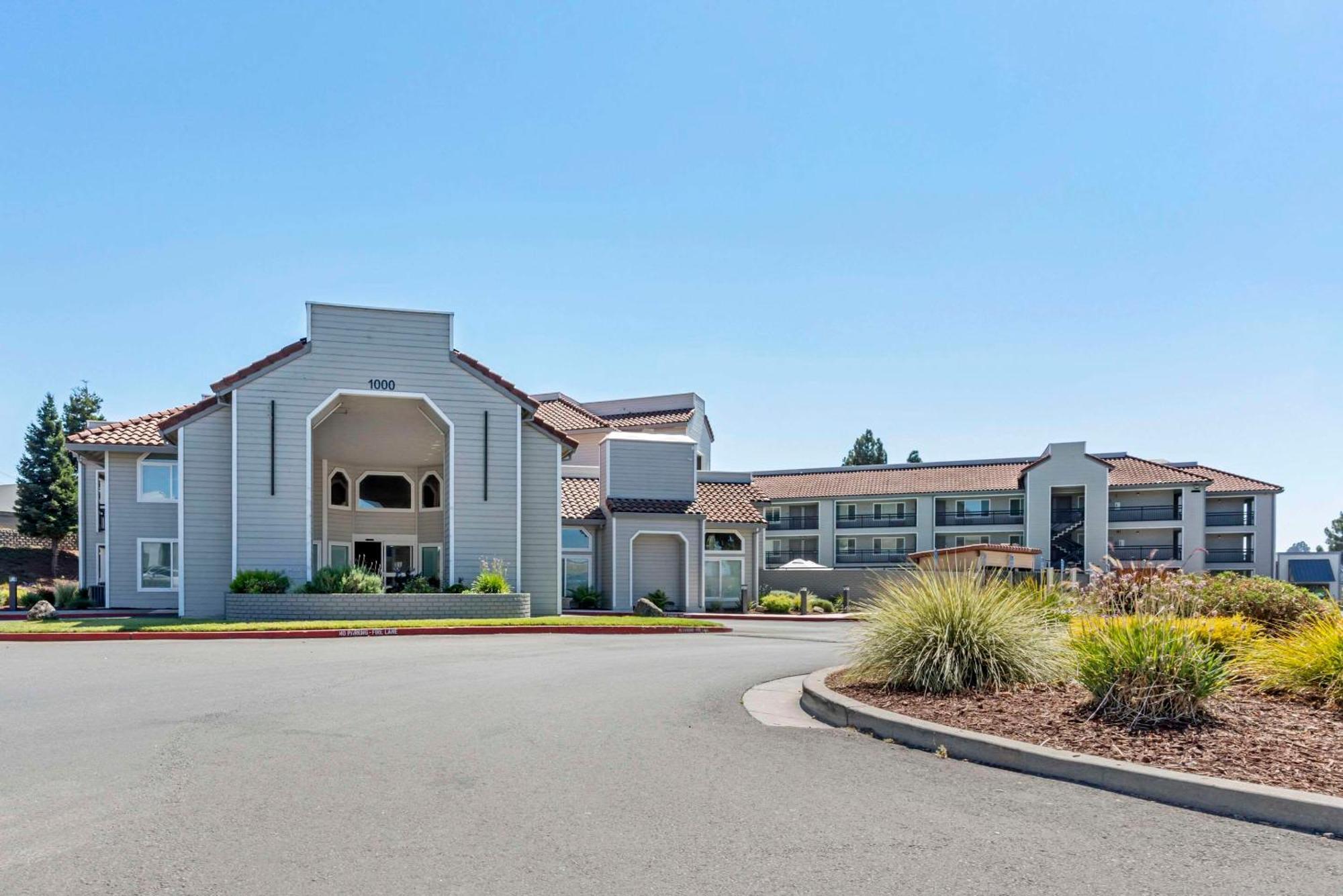 Country Inn & Suites By Radisson, Vallejo Napa Valley, Ca エクステリア 写真